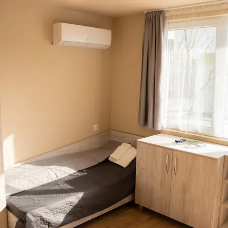 за гости изгрев فارنا