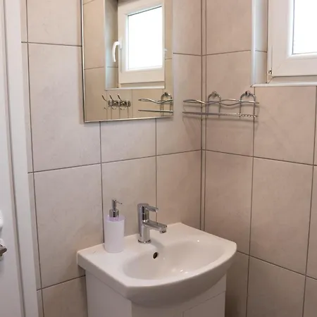 Апартаменты за гости изгрев Варна